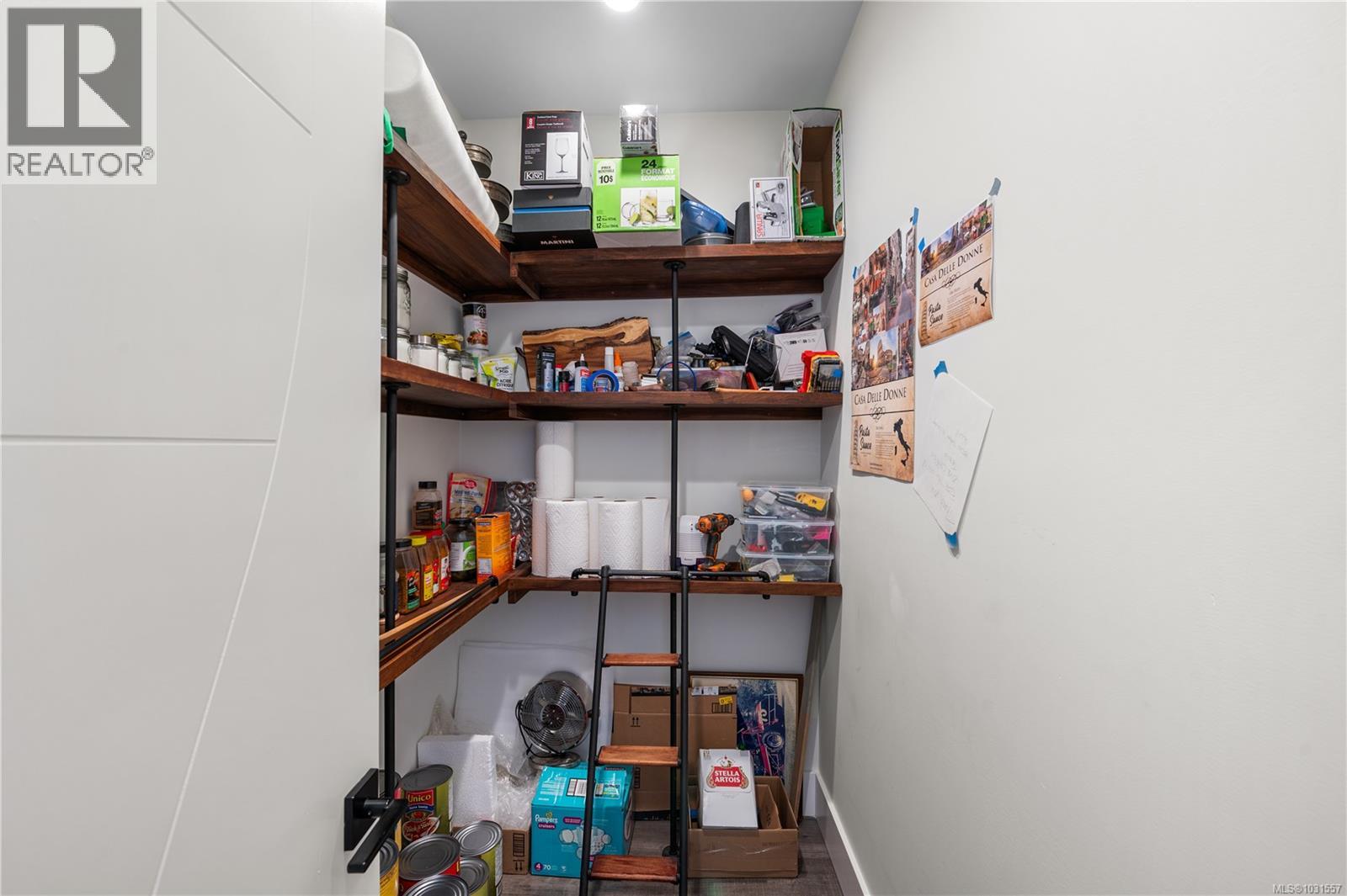 6469 MARINE CRES - 23