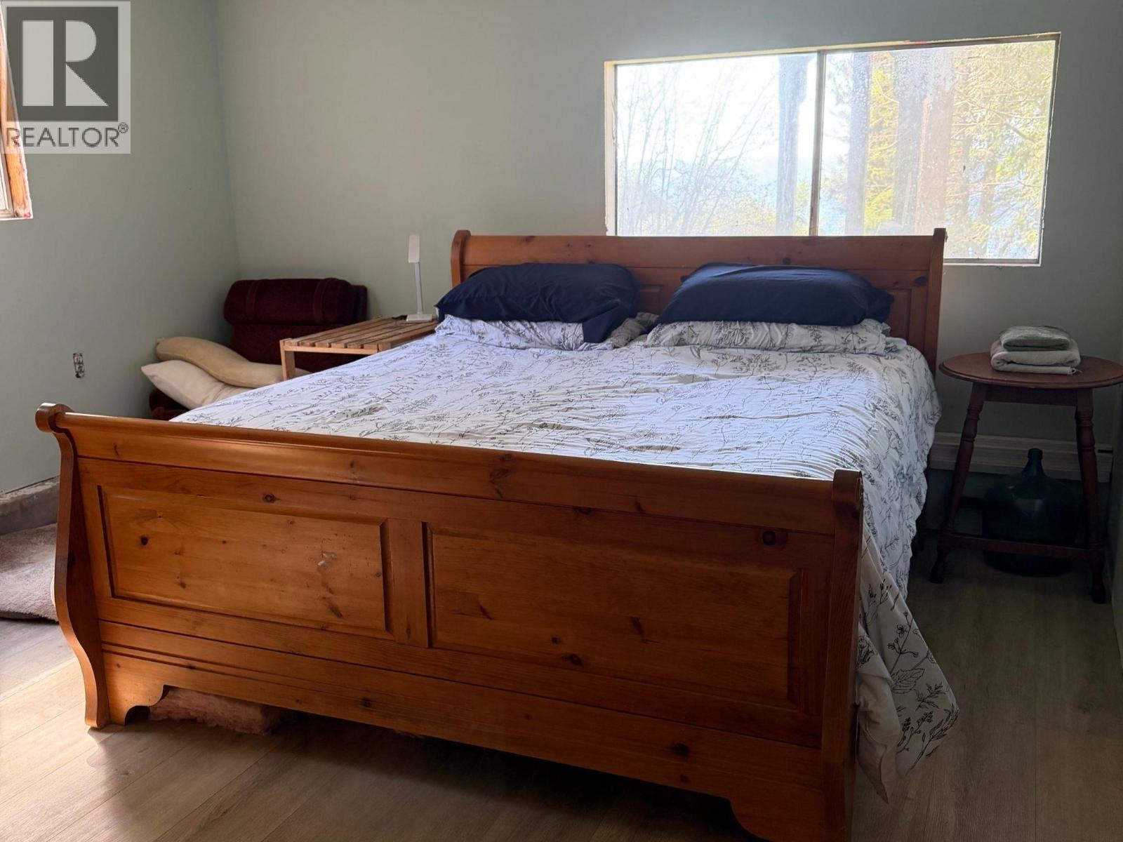 2405 MILLINER ROAD, Roberts Creek