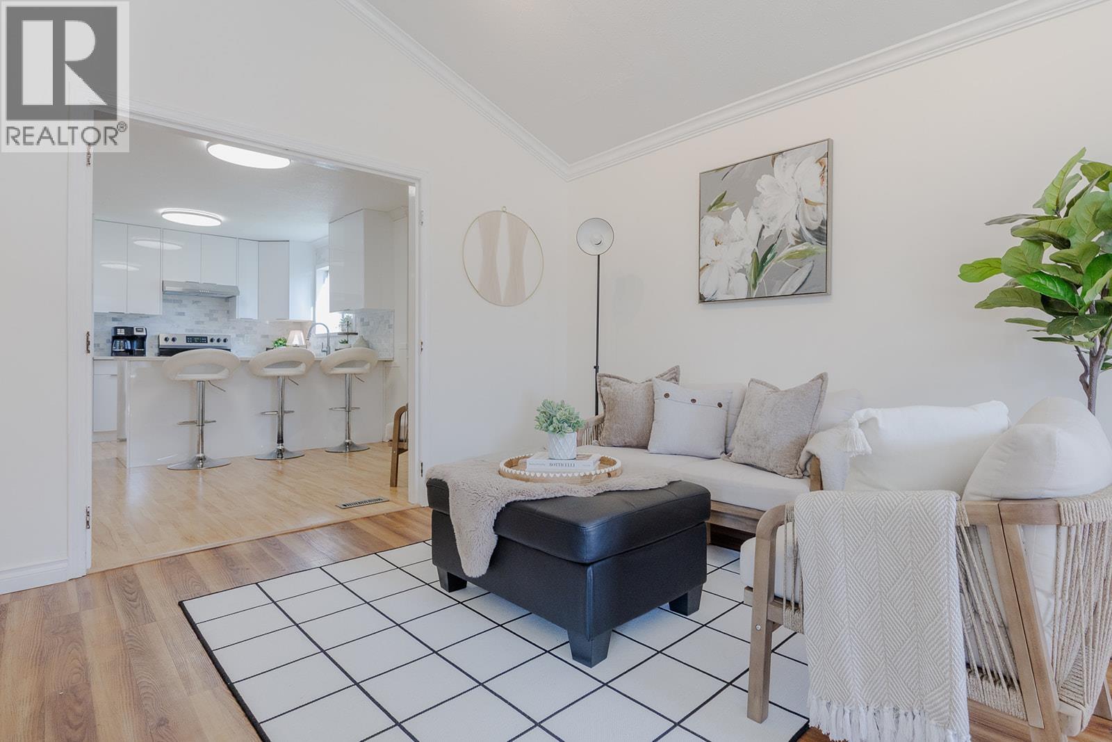 20180 WANSTEAD STREET, Maple Ridge