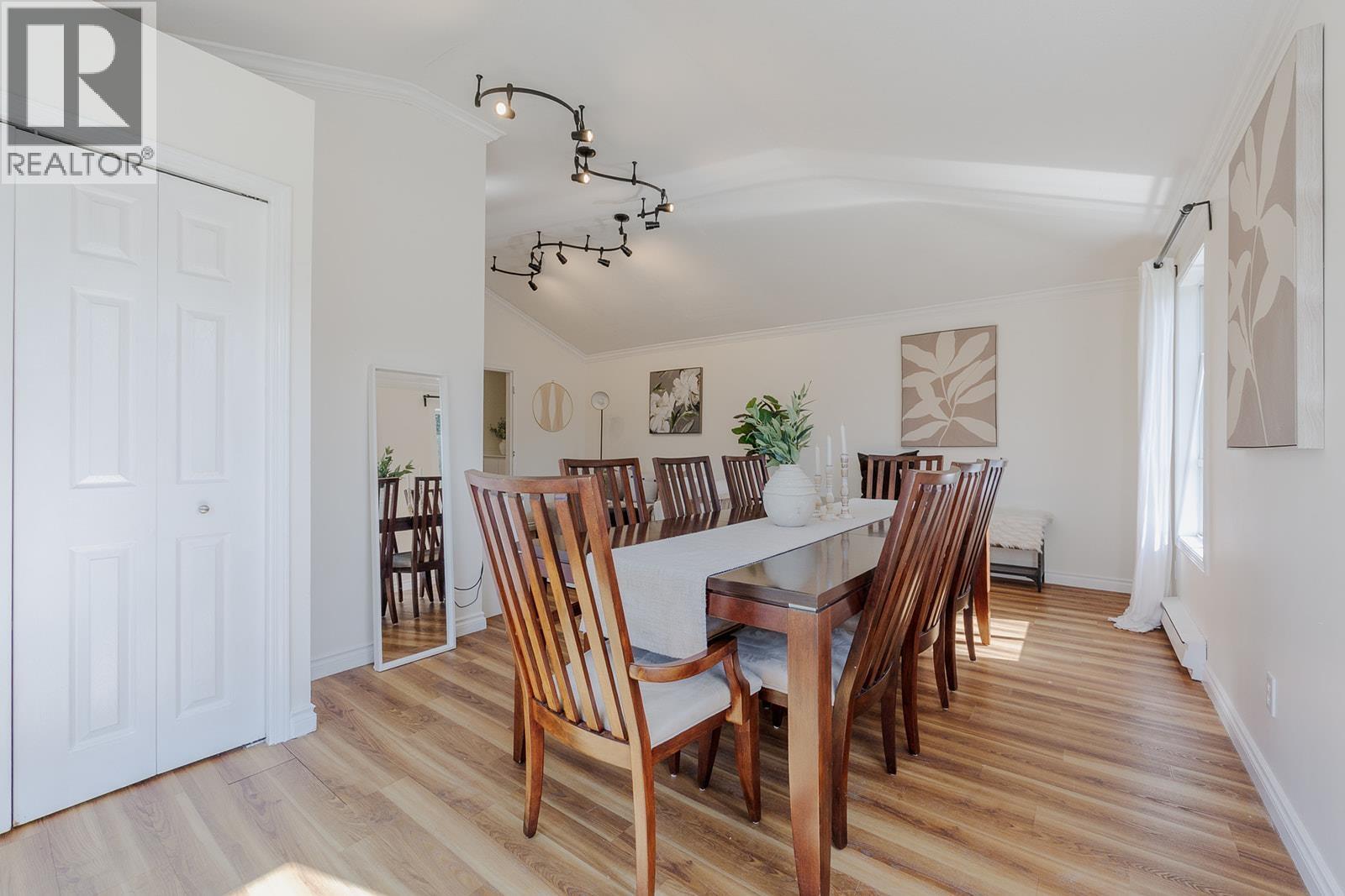 20180 WANSTEAD STREET, Maple Ridge