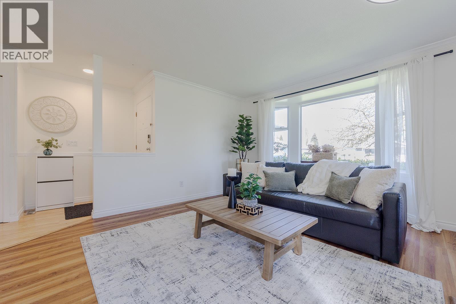 20180 WANSTEAD STREET, Maple Ridge