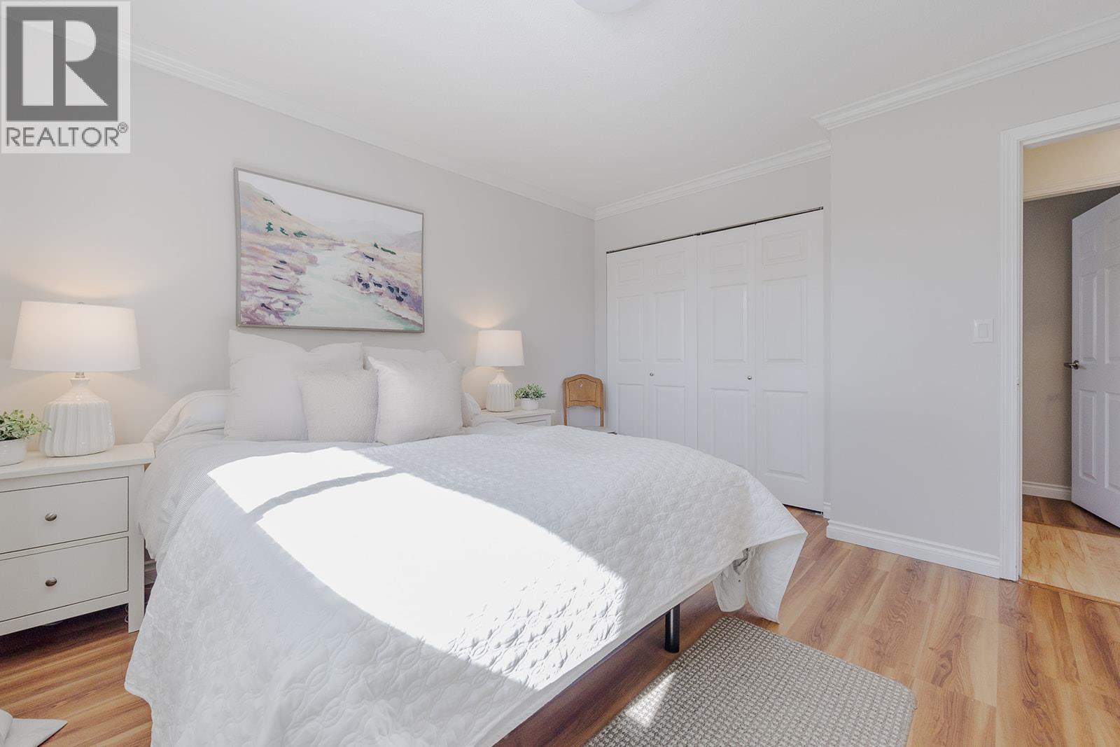 20180 WANSTEAD STREET, Maple Ridge