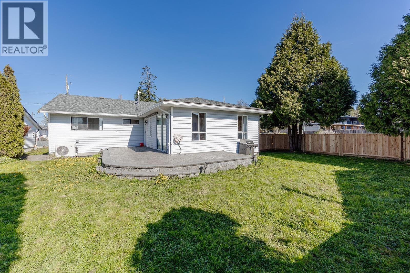 20180 WANSTEAD STREET, Maple Ridge
