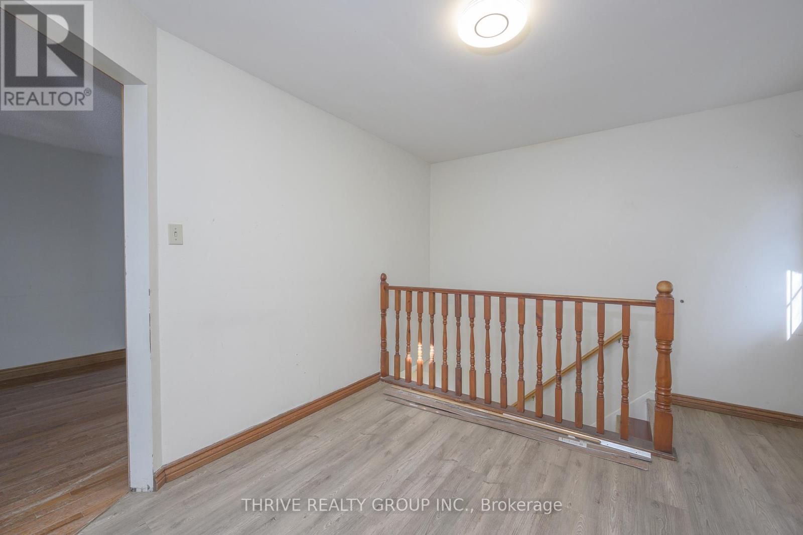 81 BEECHBANK CRESCENT - 14