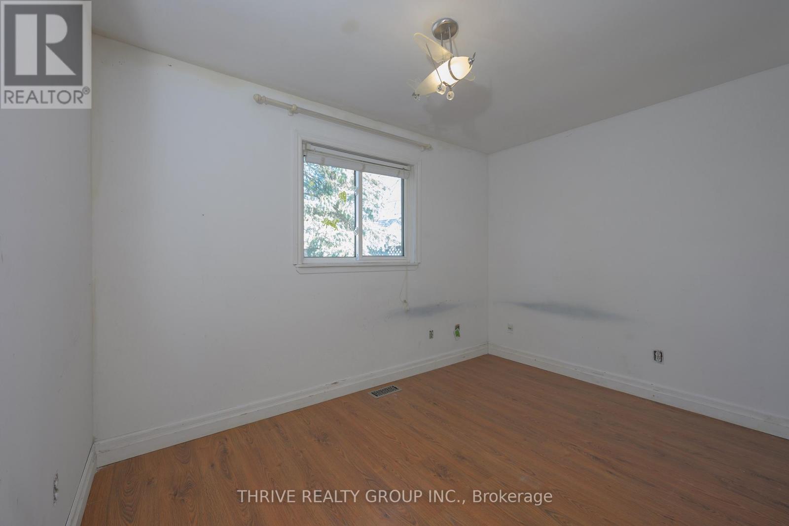 81 BEECHBANK CRESCENT - 17