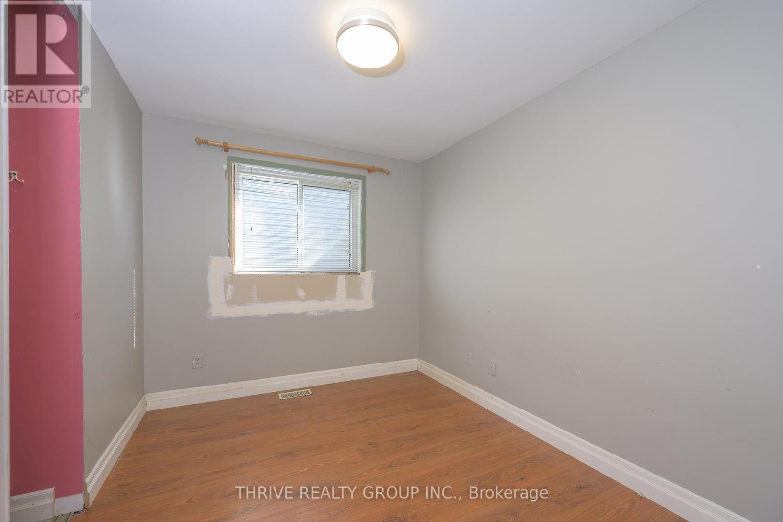 81 BEECHBANK CRESCENT - 19
