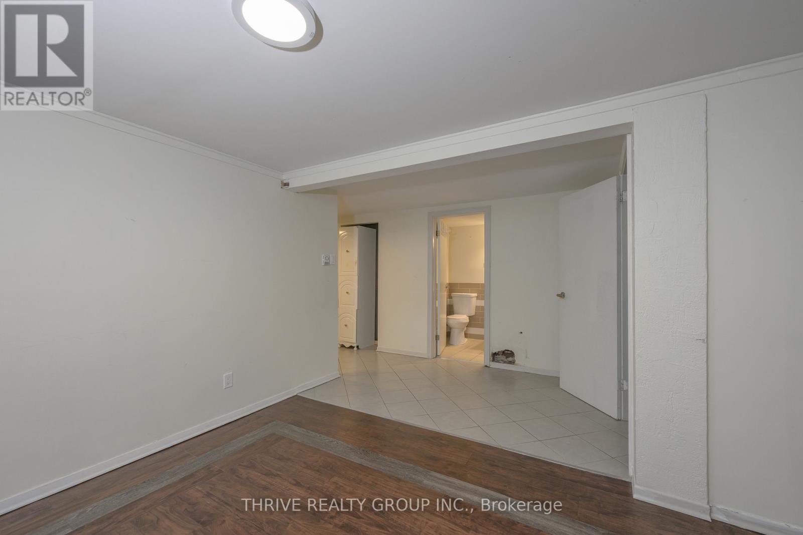 81 BEECHBANK CRESCENT Property Photo