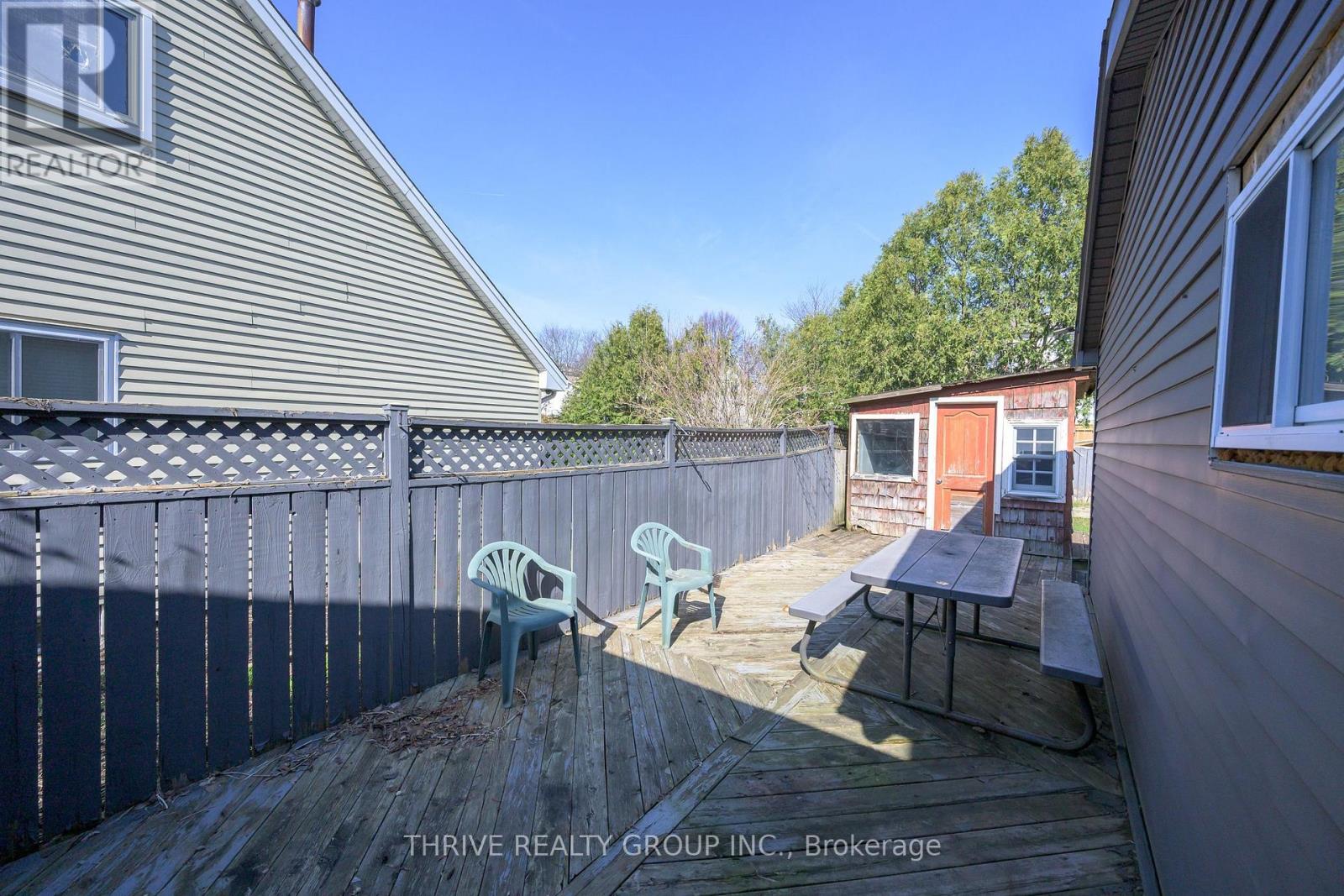 81 BEECHBANK CRESCENT - 5