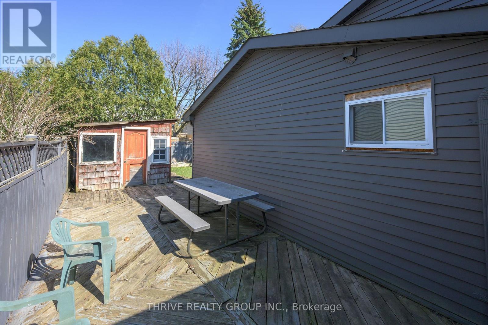 81 BEECHBANK CRESCENT - 6