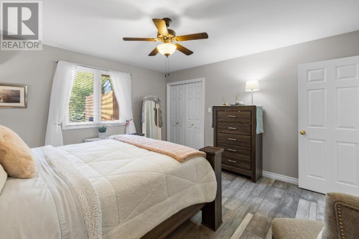 112 BURKESHIRE DRIVE - 25