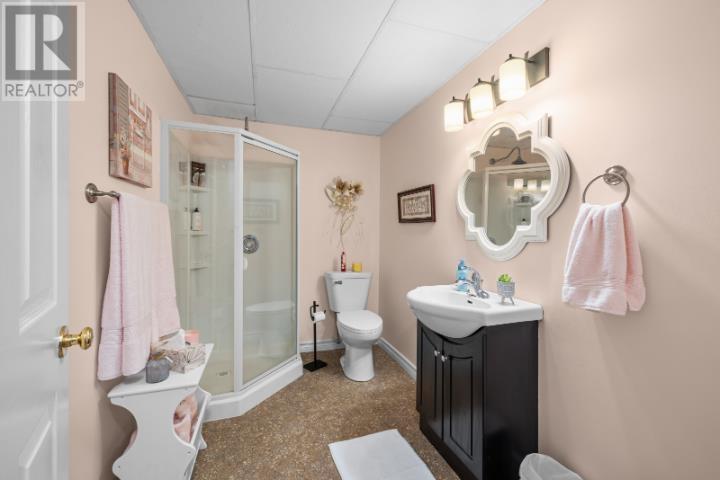 112 Burkeshire Drive - 35
