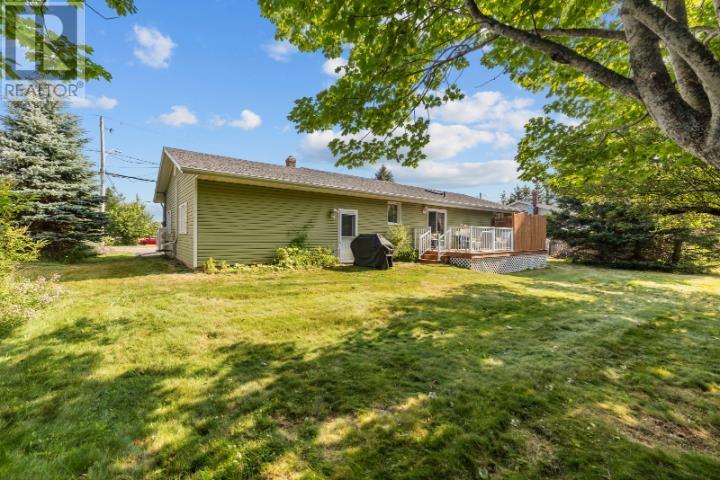 112 BURKESHIRE DRIVE - 43