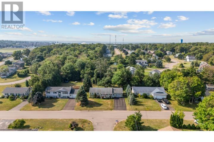 112 BURKESHIRE DRIVE - 50