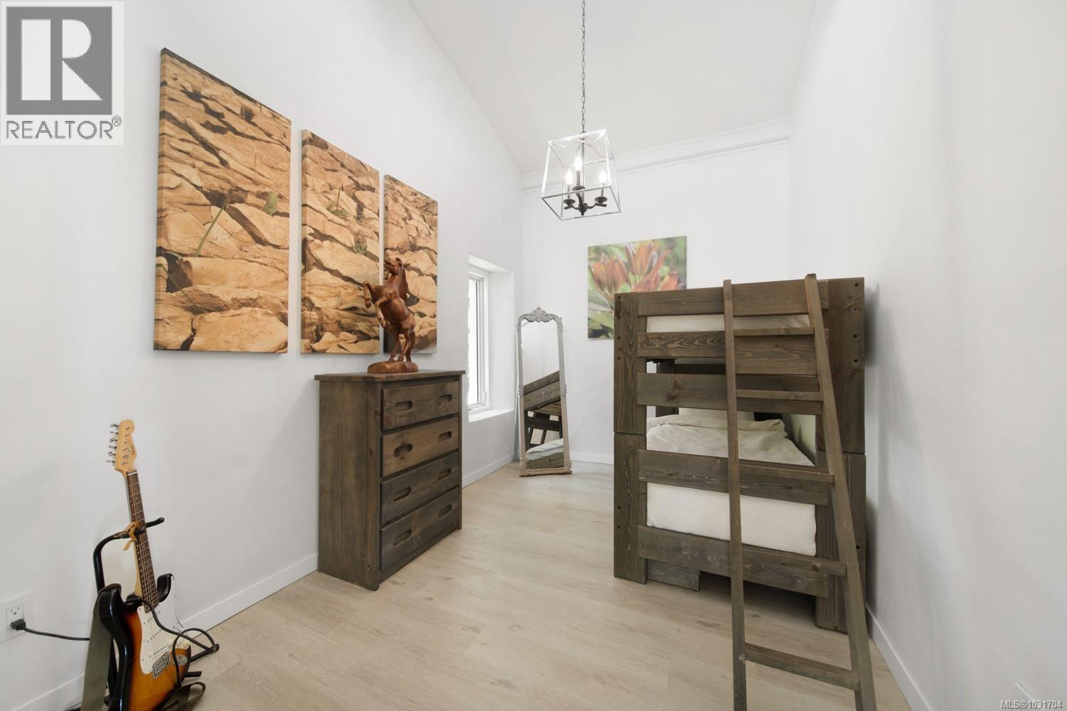 5876 STOLTZE RD - 48