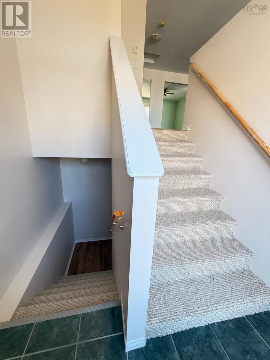 Property 10 of 12 of 102 Abrams