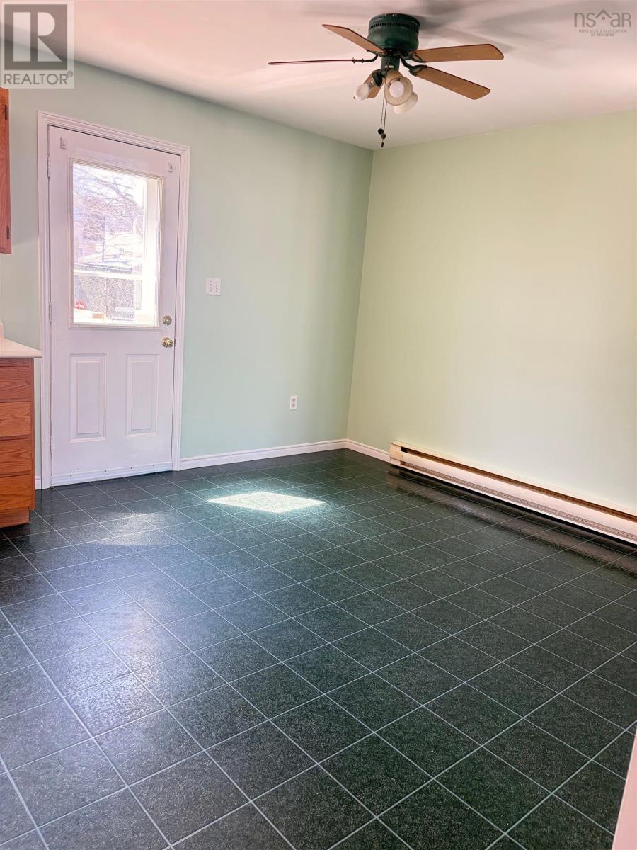 Property 8 of 12 of 102 Abrams