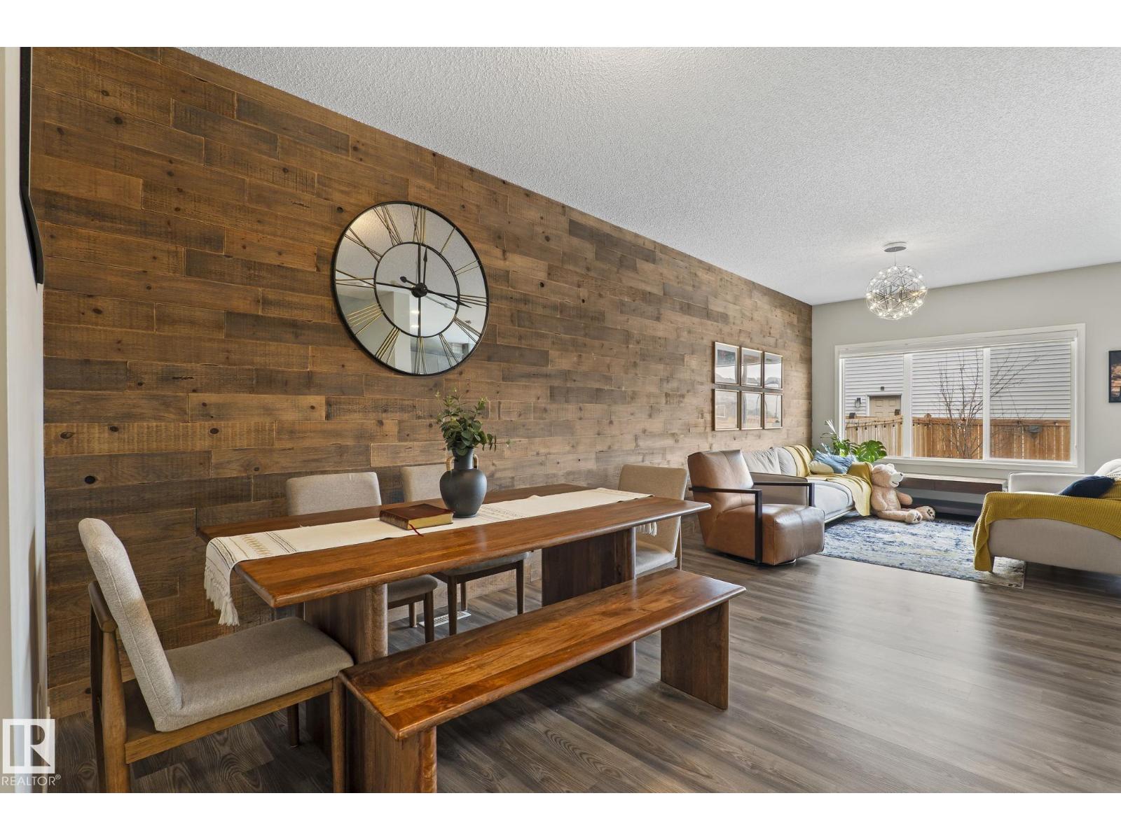 5164 LARK CRESCENT NW NW - 15