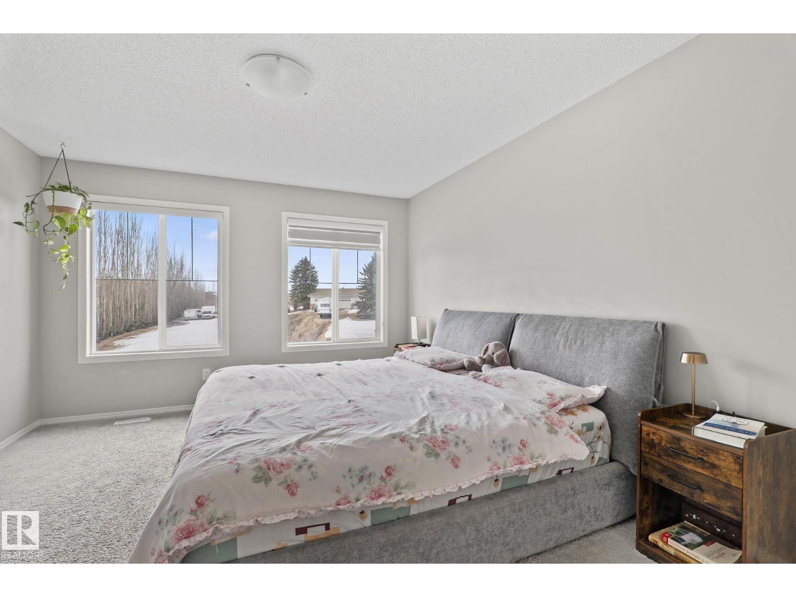 5164 LARK CRESCENT NW NW - 20