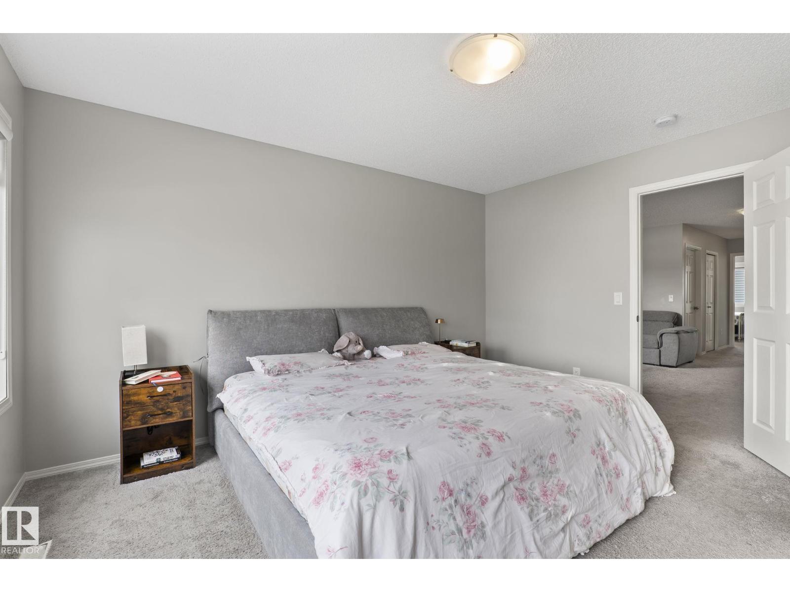 5164 LARK CRESCENT NW NW - 21