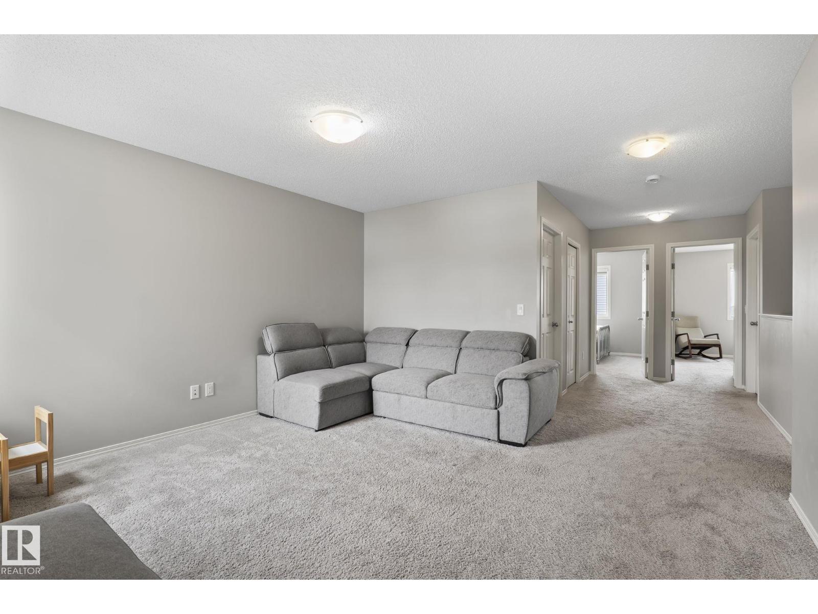 5164 LARK CRESCENT NW NW - 25