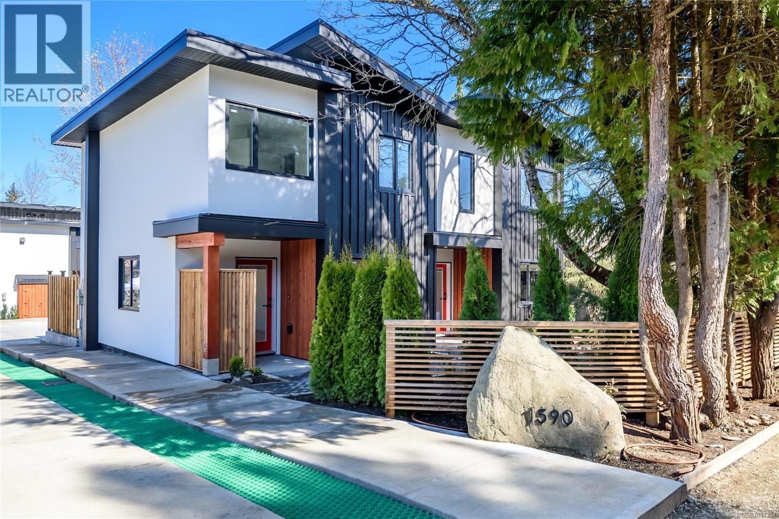 #1 1590 PIERCY AVE - Image 3