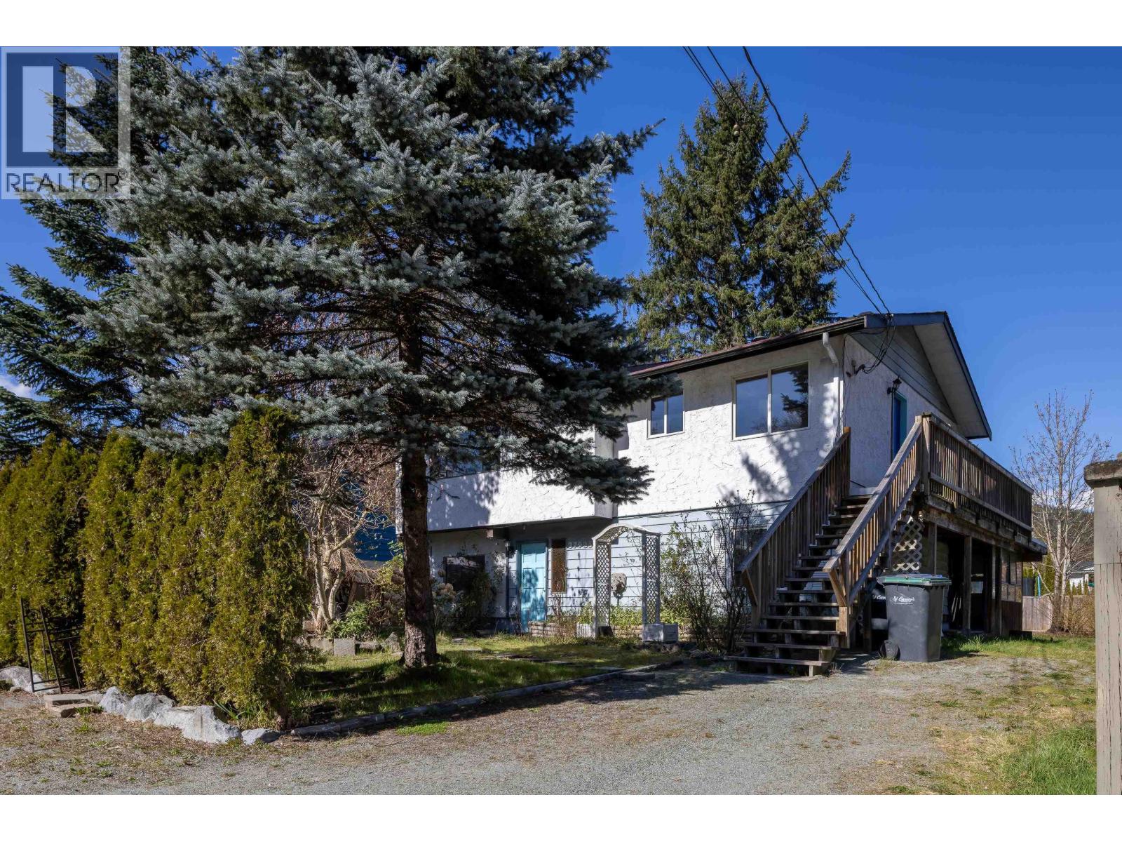 37925 MAGNOLIA CRESCENT, Squamish