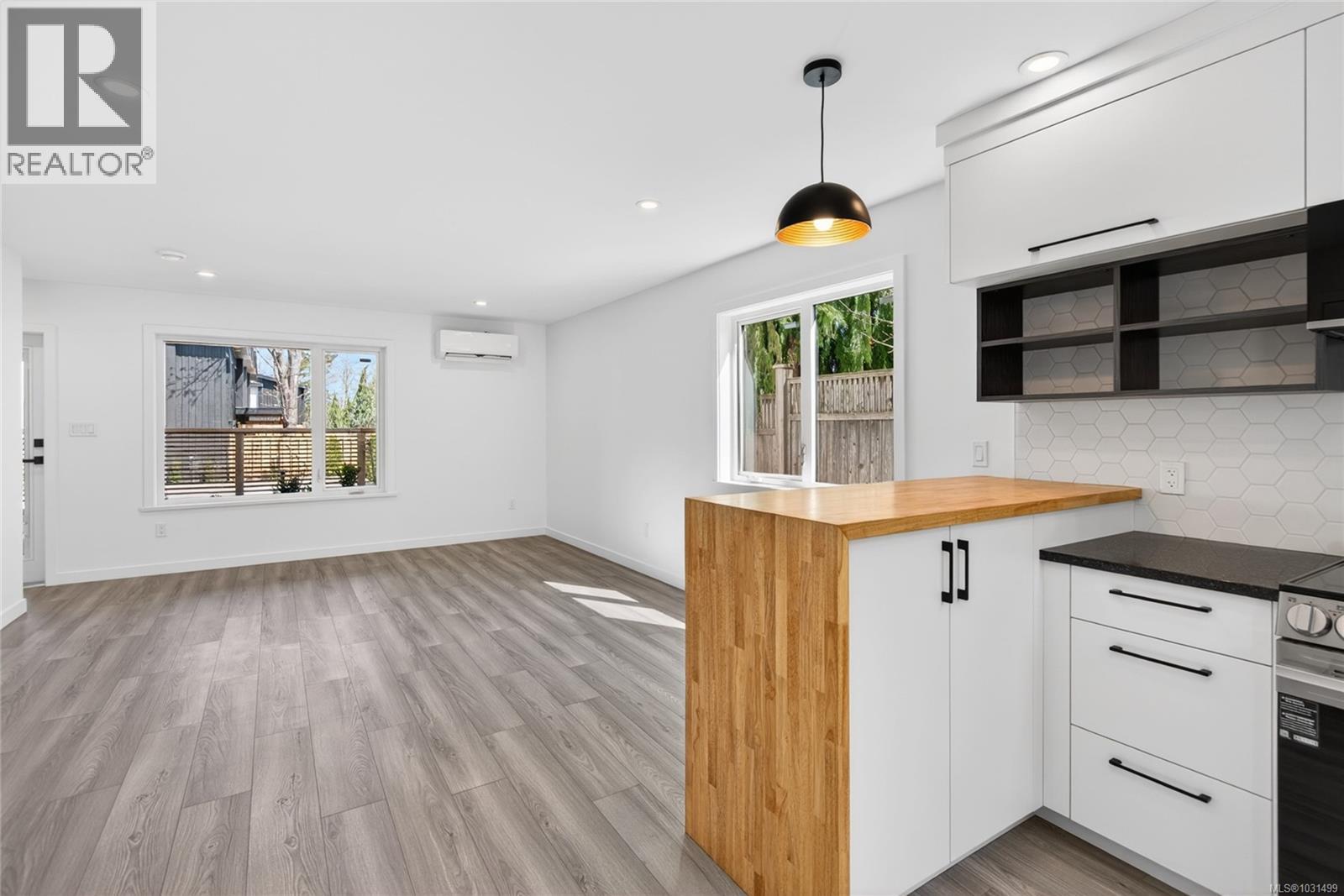 #2 1590 PIERCY AVE - 8