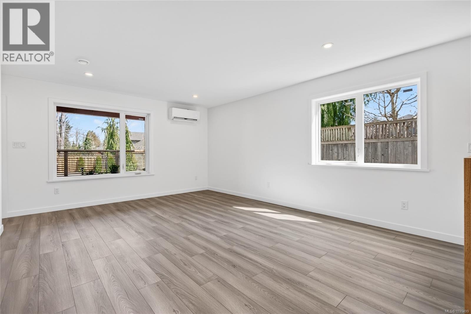 #2 1590 PIERCY AVE - 9