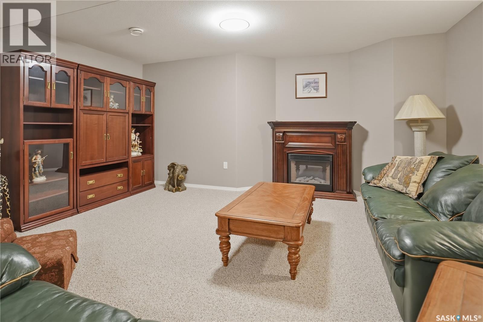 #D 2406 HENDERSON DRIVE - 26