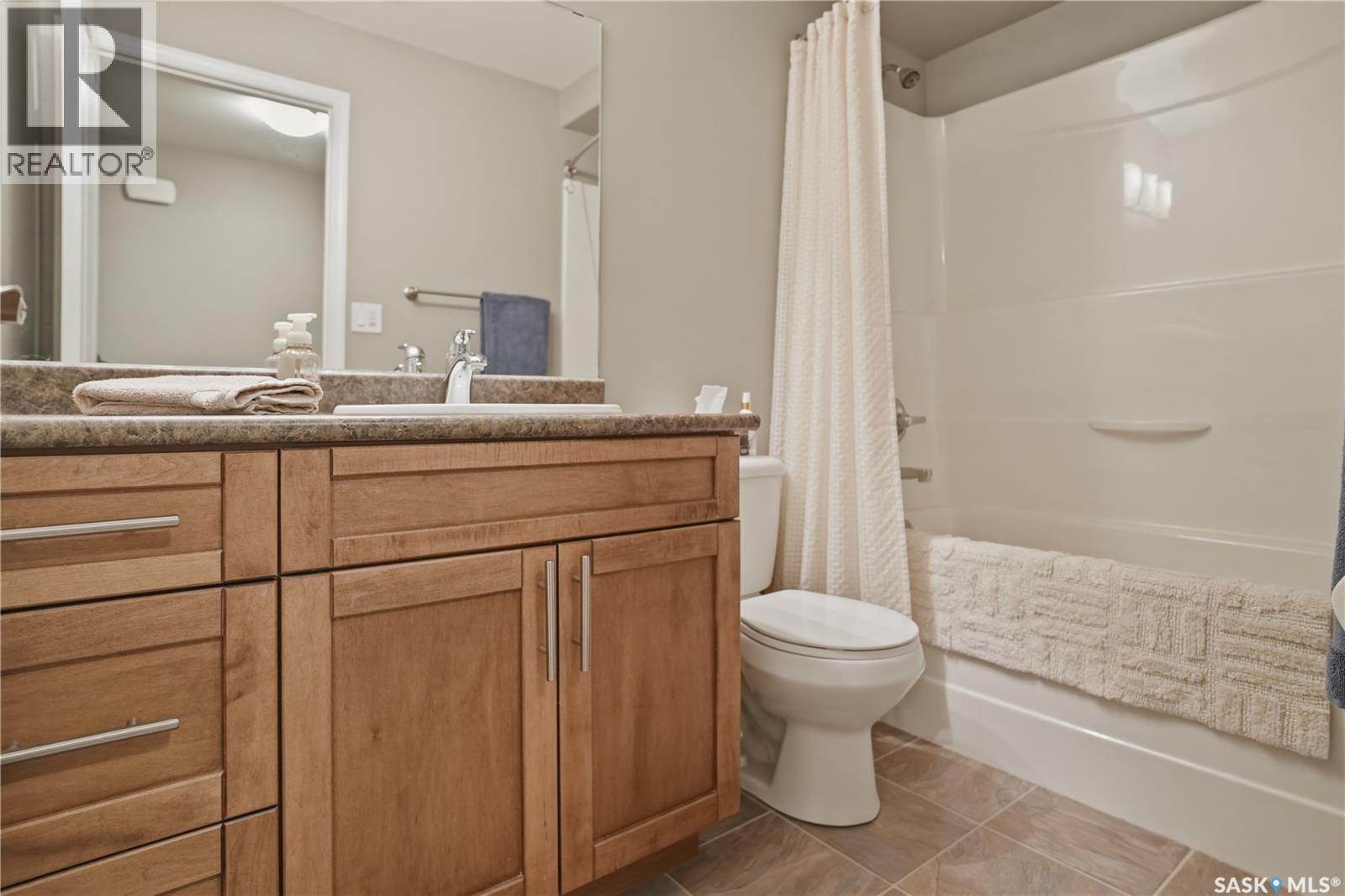 #D 2406 HENDERSON DRIVE - 34