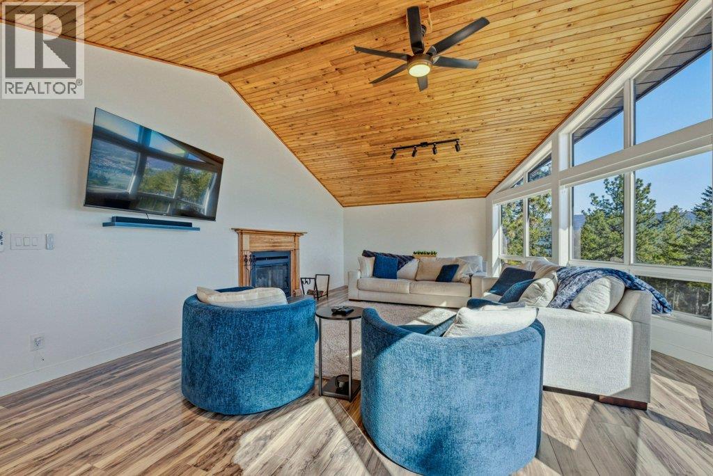  3637 Emerald Road, West Kelowna