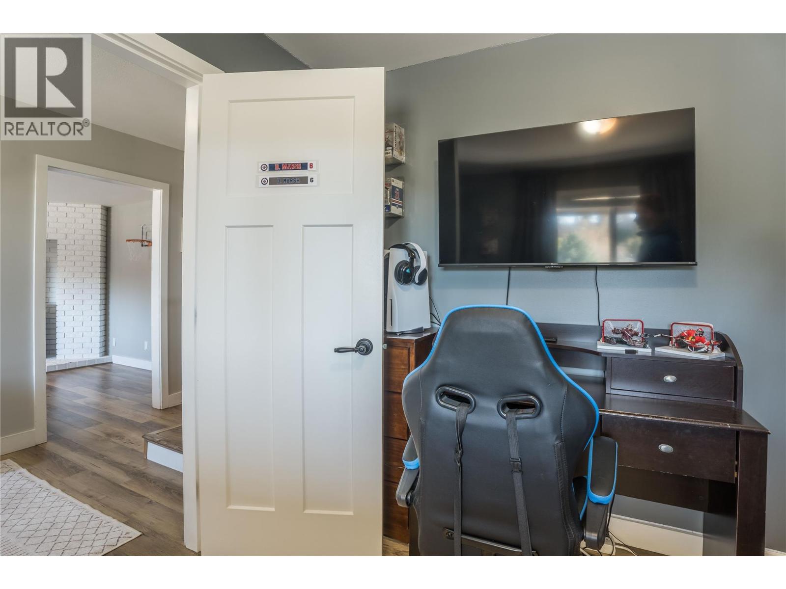  5923 Newton Road, Summerland