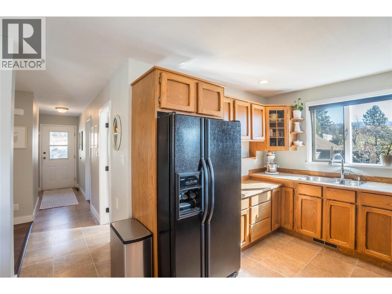  5923 Newton Road, Summerland