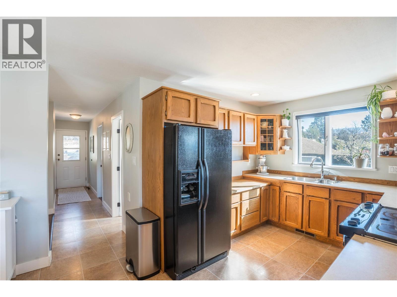  5923 Newton Road, Summerland