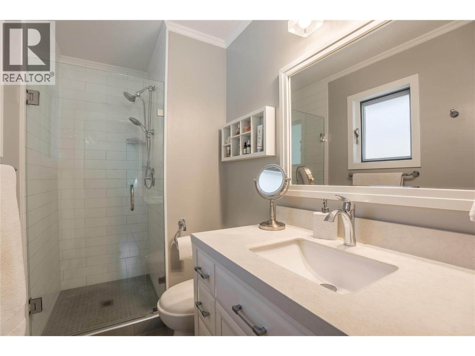  5923 Newton Road, Summerland