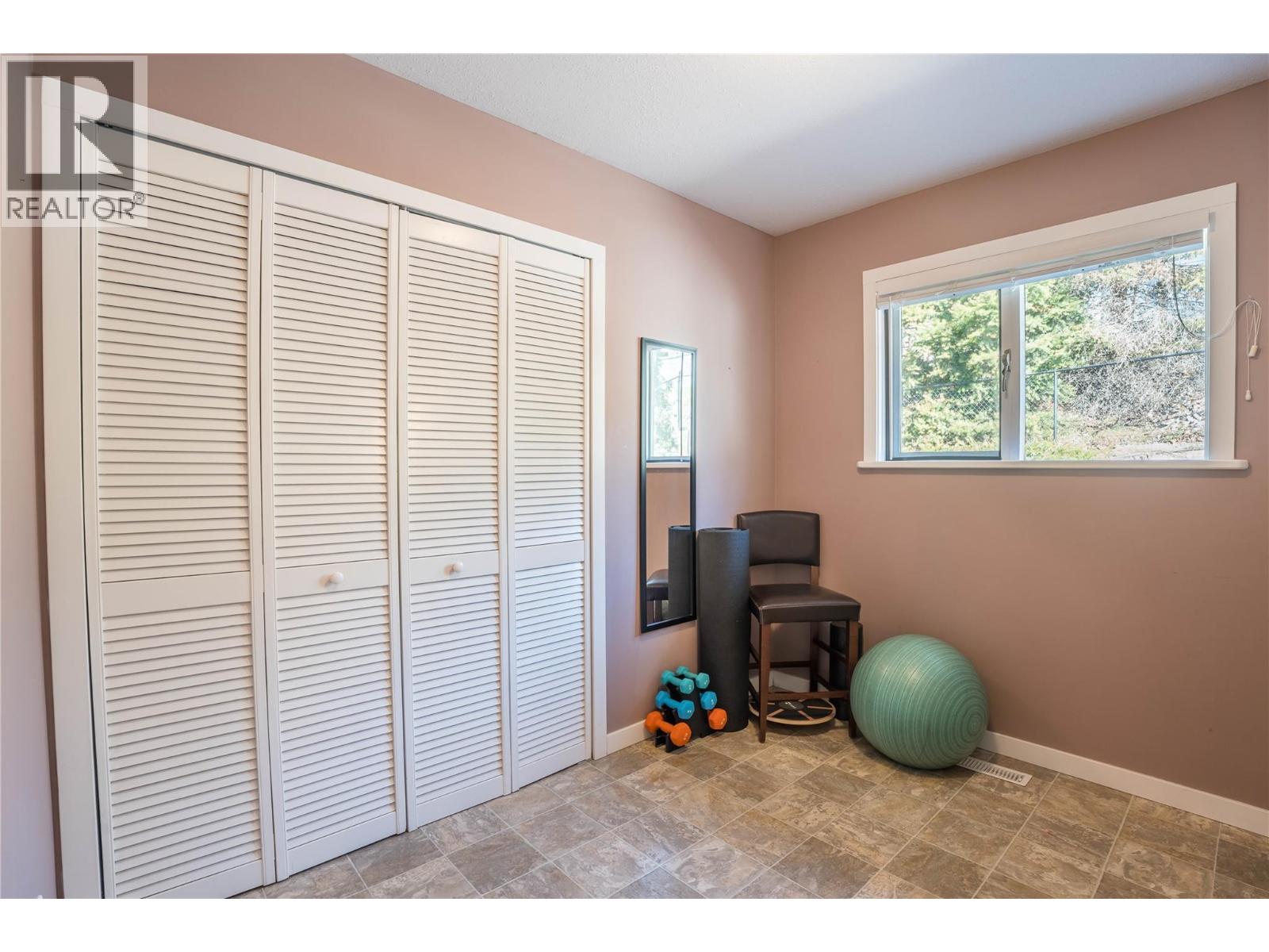  5923 Newton Road, Summerland