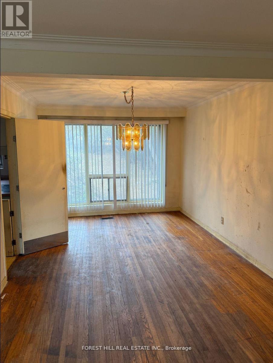 Listing photo of 176 MAY AVENUE