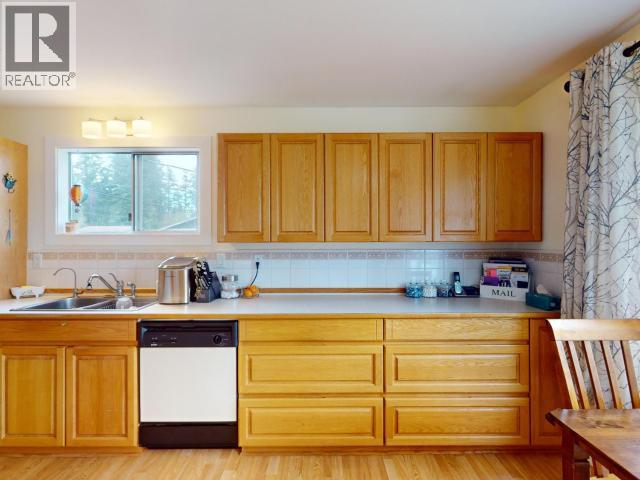 4785 ALDER, Texada Island