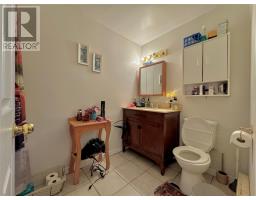 7 Vardys Avenue thumbnail 20