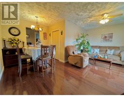 7 Vardys Avenue thumbnail 29