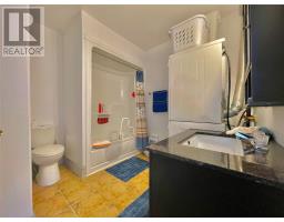 7 Vardys Avenue thumbnail 7
