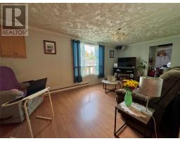 7 Vardys Avenue thumbnail 9