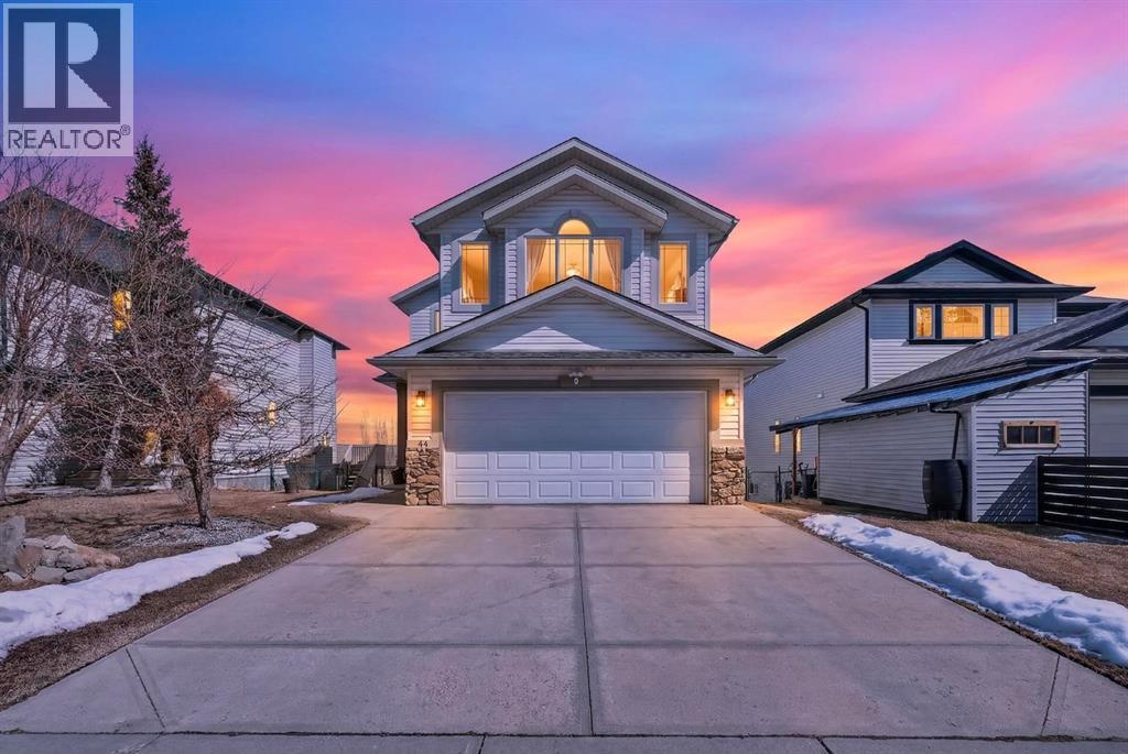 44 Bow Ridge Drive, Cochrane