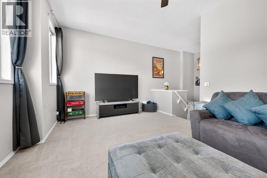 44 Bow Ridge Drive, Cochrane