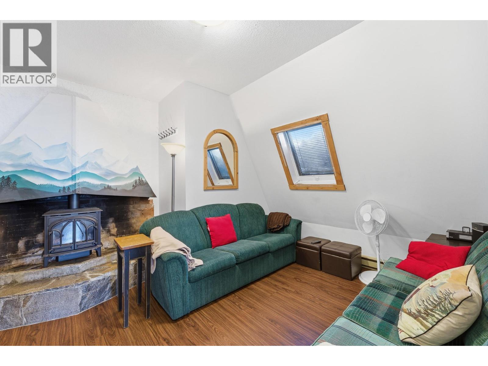 9885 Pinnacles Road Unit# 3, Vernon