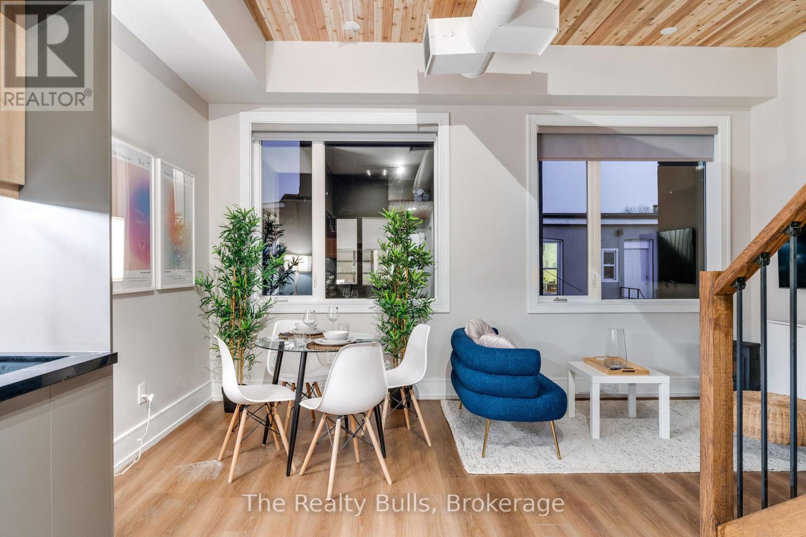 1320 QUEEN STREET W - 16