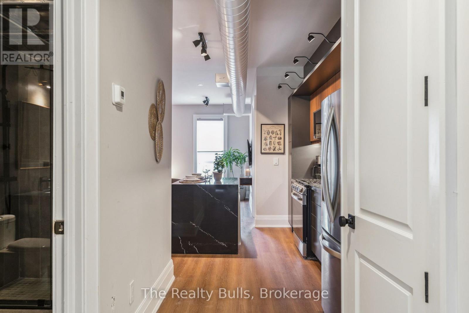 1320 QUEEN STREET W - 5