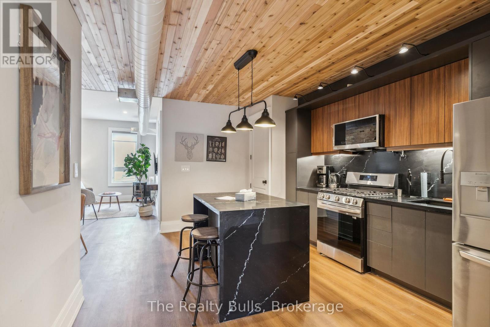 1320 QUEEN STREET W - 9