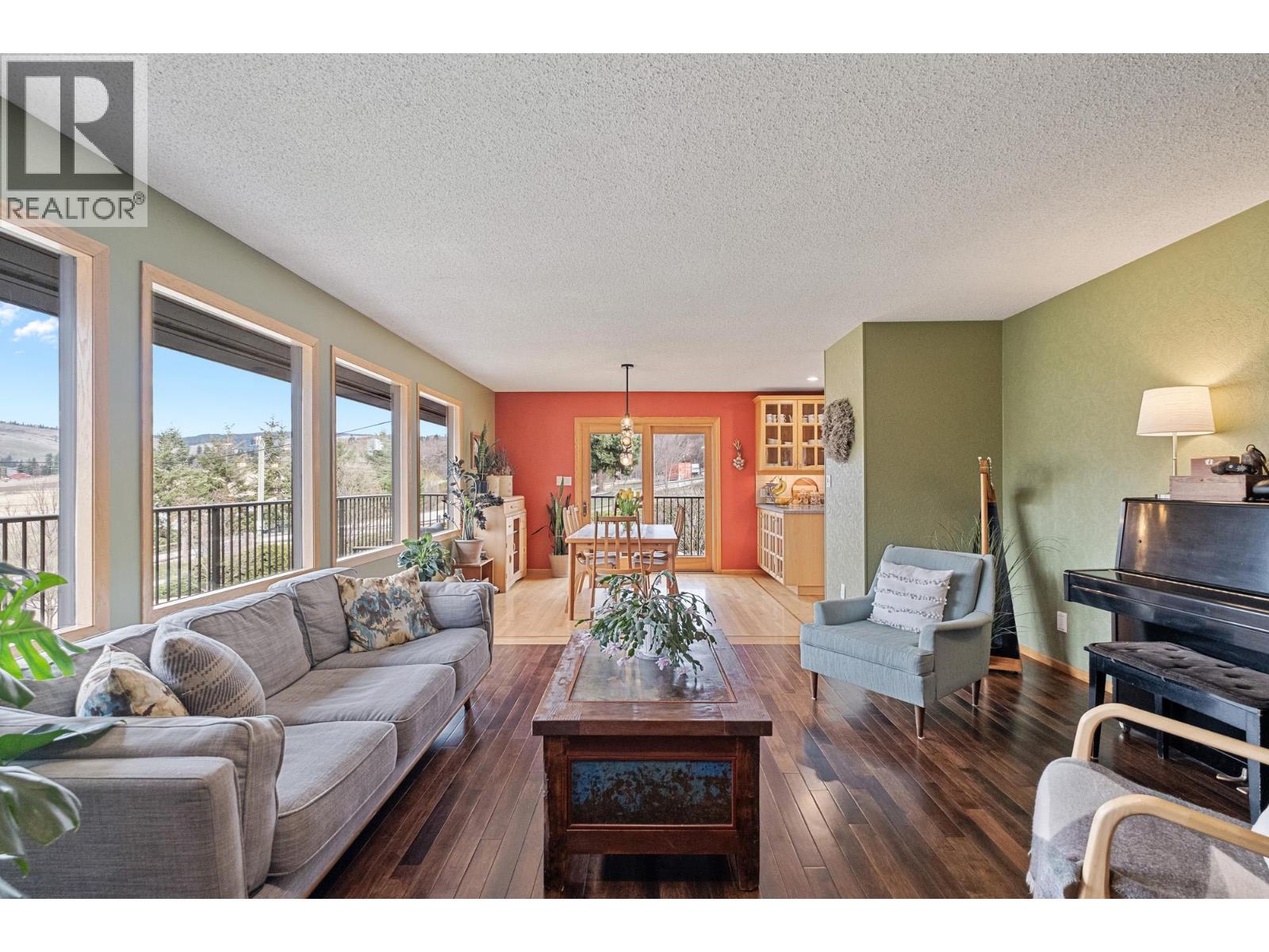 5770 LEARMOUTH ROAD - 15