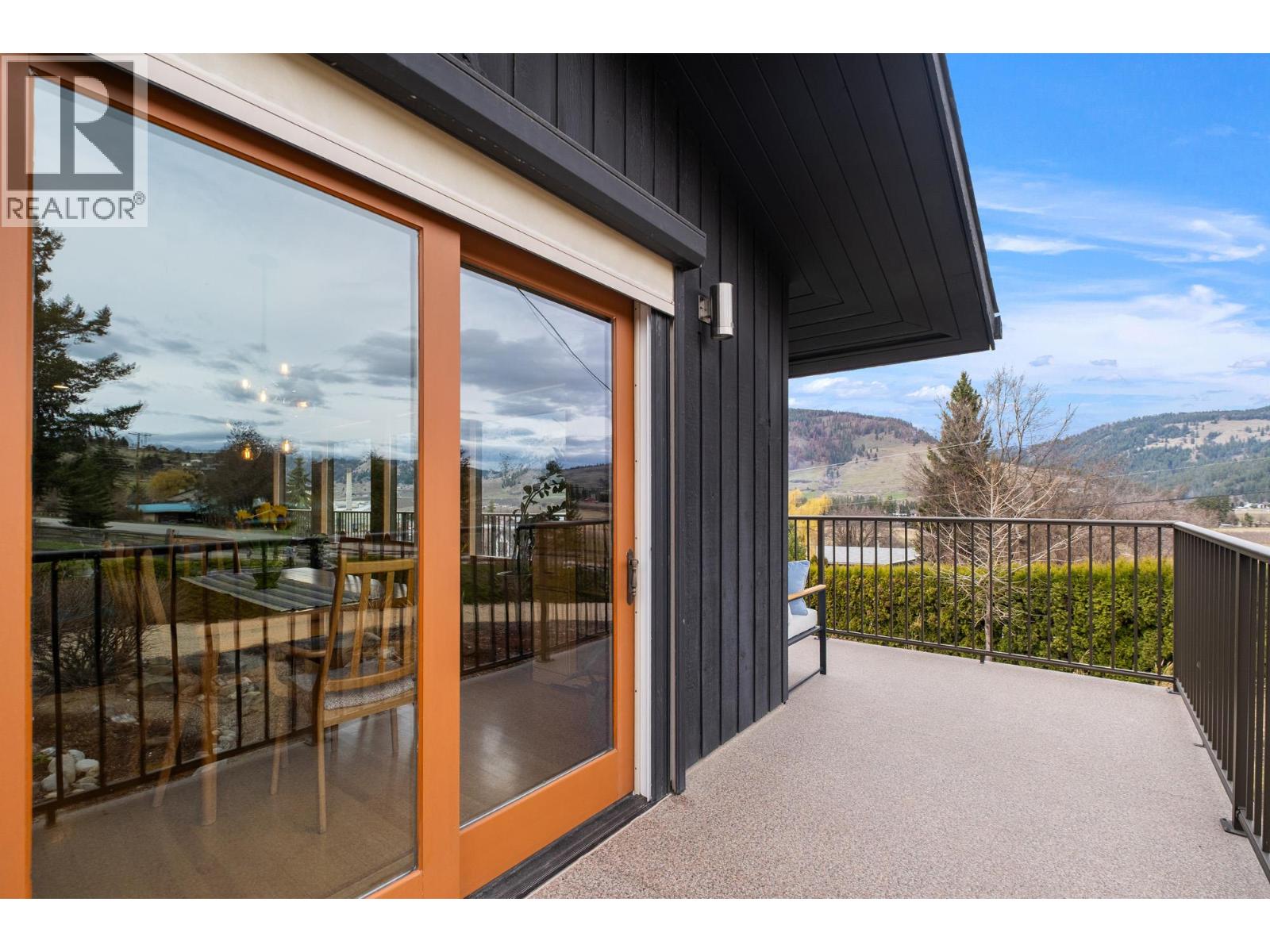 5770 LEARMOUTH ROAD - 12